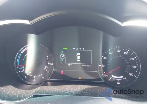 2015 Kia Optima Hybrid z USA, uszkodzony, nr VIN KNAGM4AD5F5077385